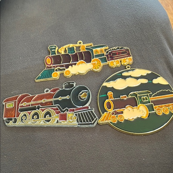 Other - Three train themed sunbathers